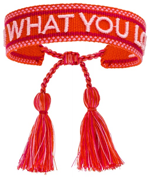 "DO WHAT YOU LOVE" Statement Armband in orange/rose mit Quasten im Hippie Style von Josemma - kosmetikkaufen.shop